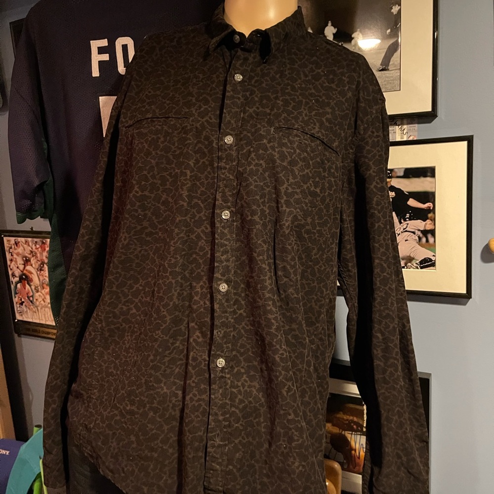 John Varvatos men’s button down